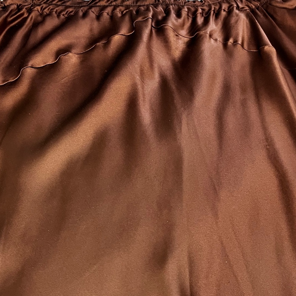 ‼️💥PRICE DROP ☄️ Vintage Roberto Cavalli Skirt Size M/L
100% Silk - Picture 9 of 13